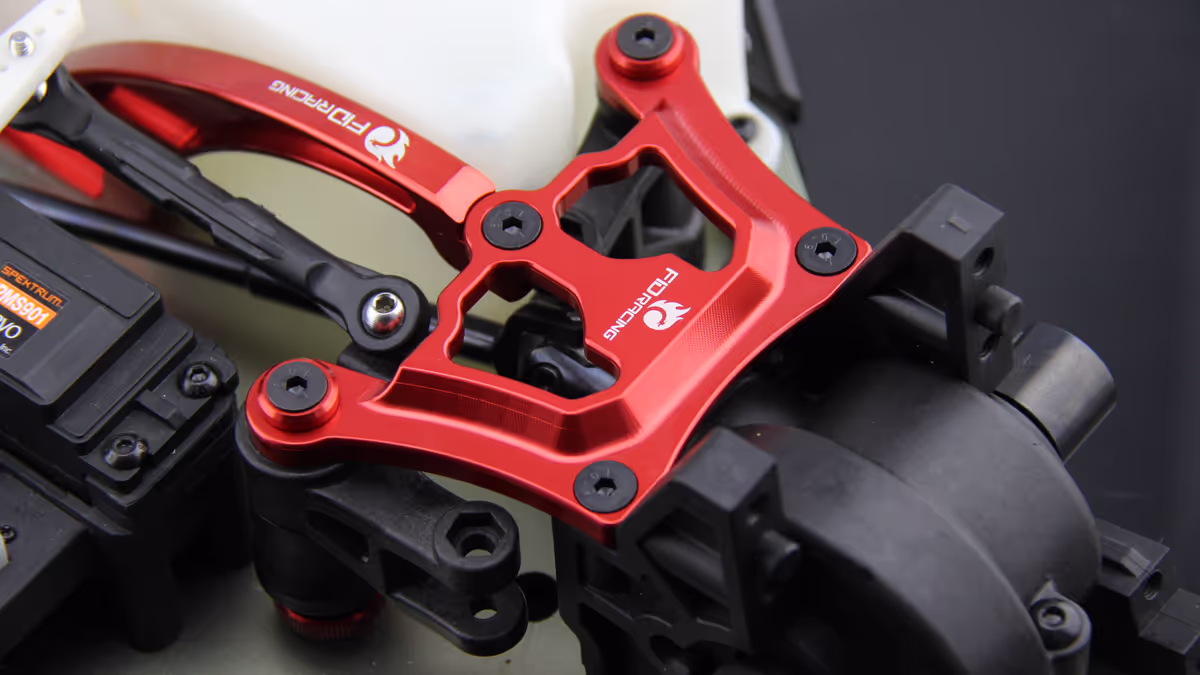 losi dbxl front top chassis brace (4)