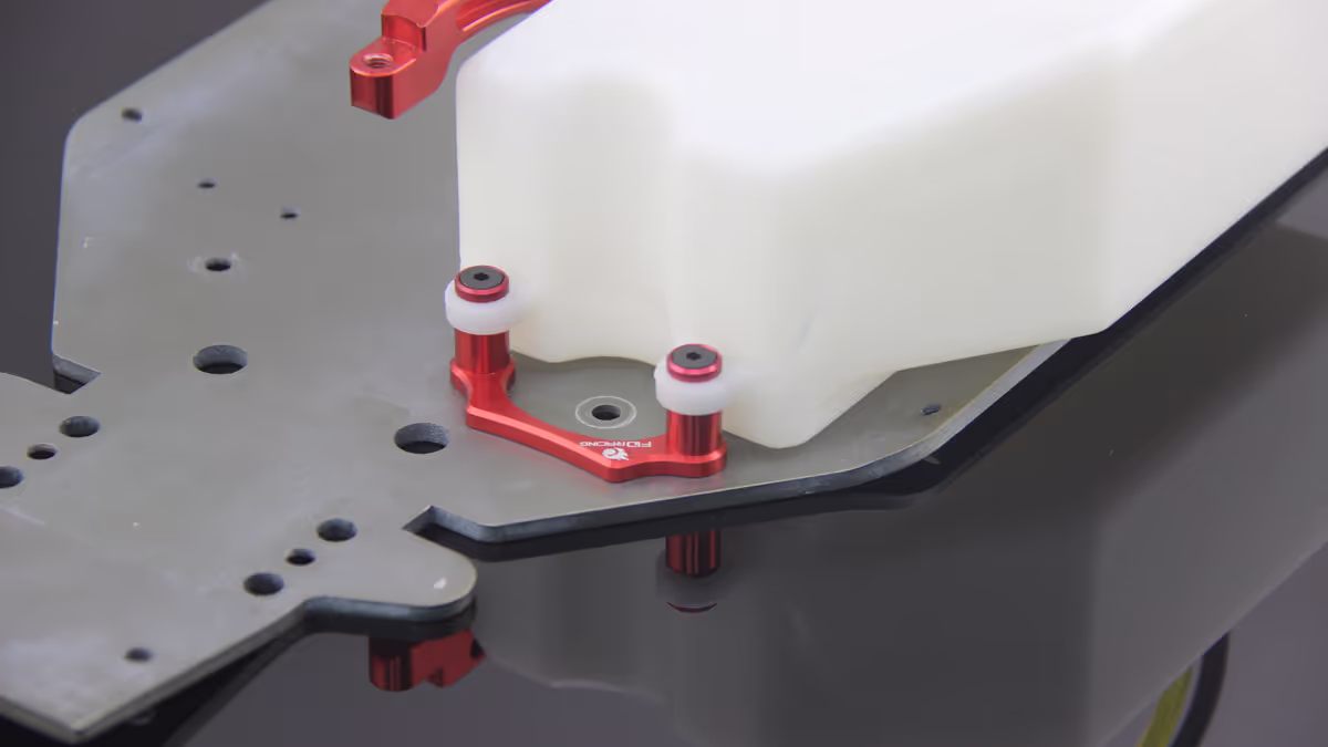 losi dbxl fuel tank mount (4)